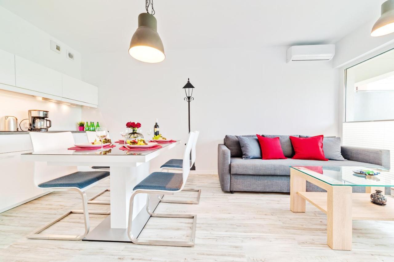 Apartamenty Homely Place Casa Verona - Stary Rynek - Parking Poznan Exterior photo